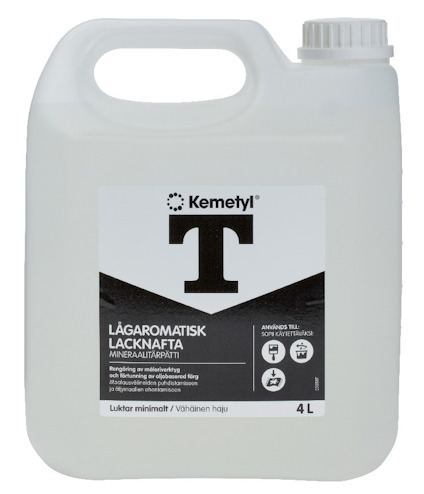 Plastdunk med etikett "Kemethyl T Lågaromatisk Lacknafta 4L", vitt lock och handtag.