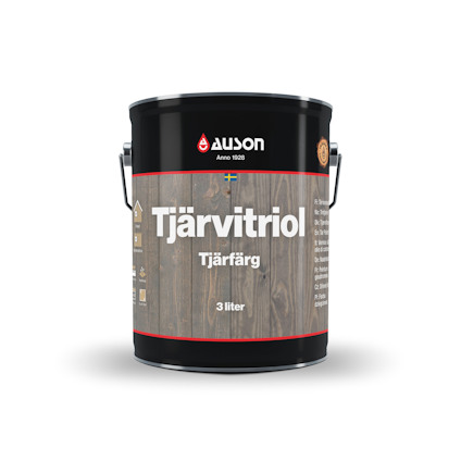 Svart burk med texten "Auson Tjärvitriol Tjärfärg 3 liter" på etiketten, samt en svensk flagga.